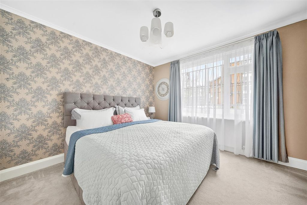 Квартира в Лондоне, Великобритания, 47 м² - фото 17