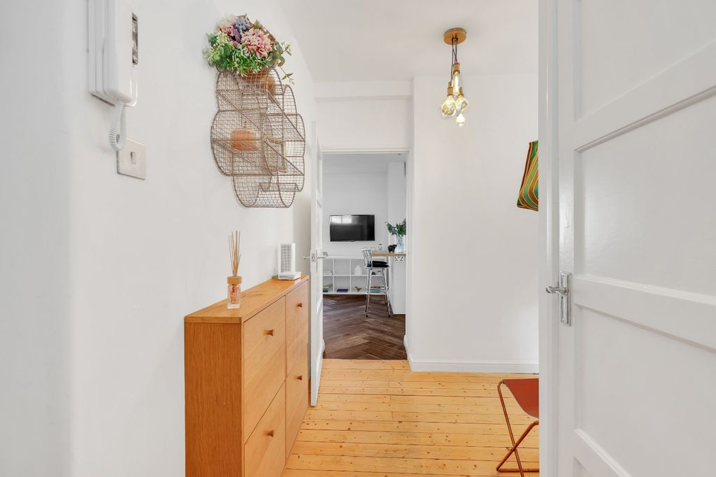 Квартира в Лондоне, Великобритания, 65 м² - фото 18