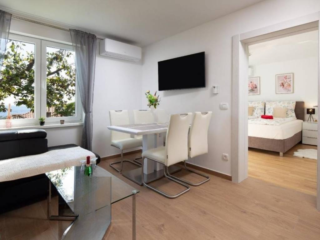 Квартира в Опатии, Хорватия, 53 м² - фото 1