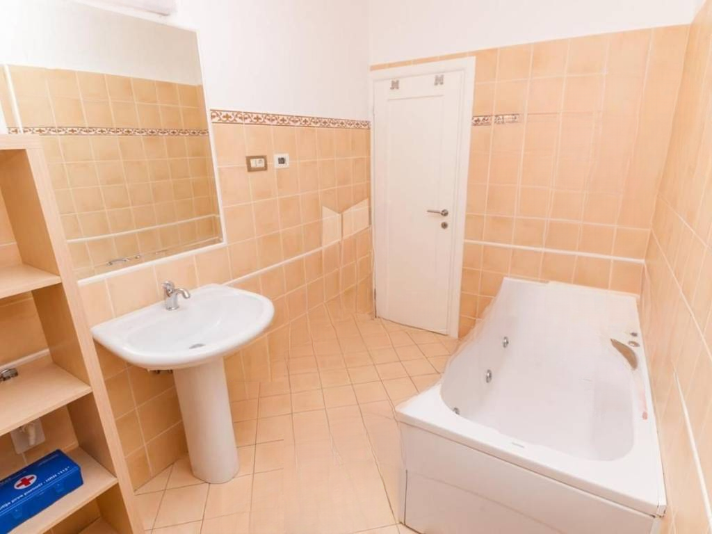 Дом в Опатии, Хорватия, 380 м² - фото 16