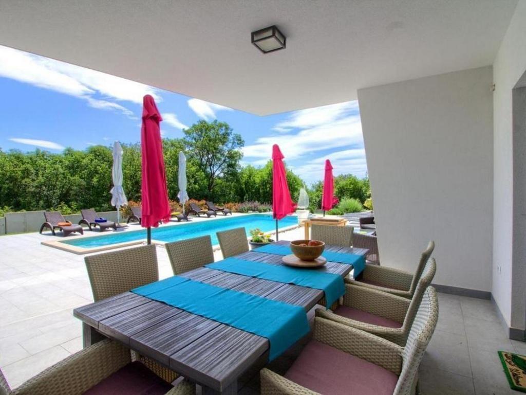 Вилла Krnica, Хорватия, 240 м² - фото 13