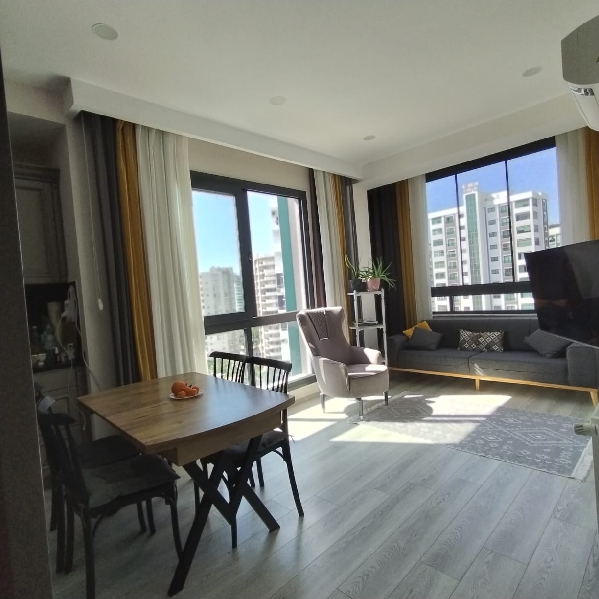 Квартира в Мерсине, Турция, 85 м² - фото 1