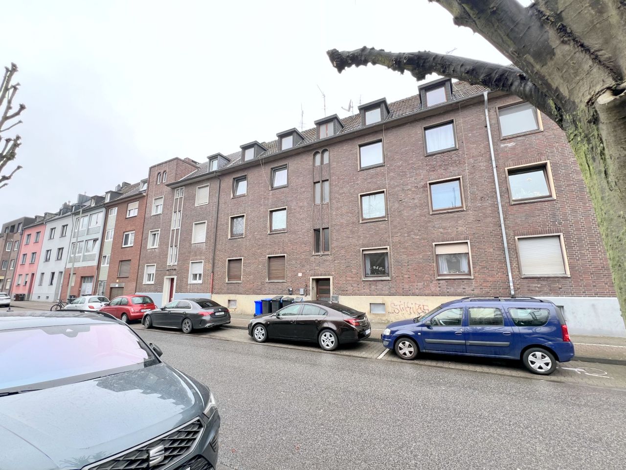 Доходный дом в Мёнхенгладбахе, Германия, 515 м² - фото 2