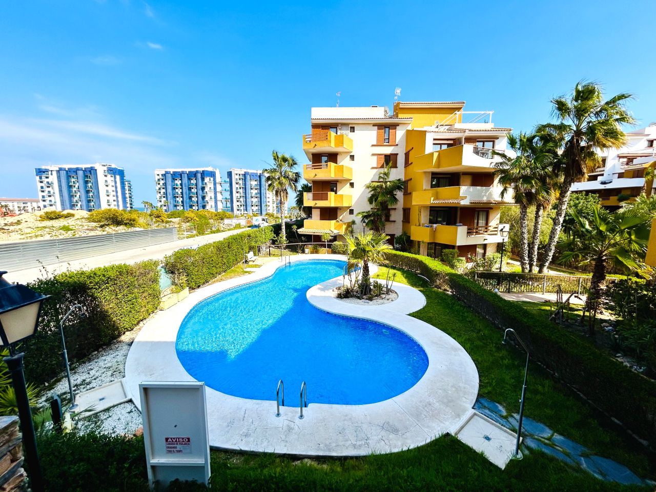 Апартаменты в Пунта Приме, Испания, 65 м² - фото 18