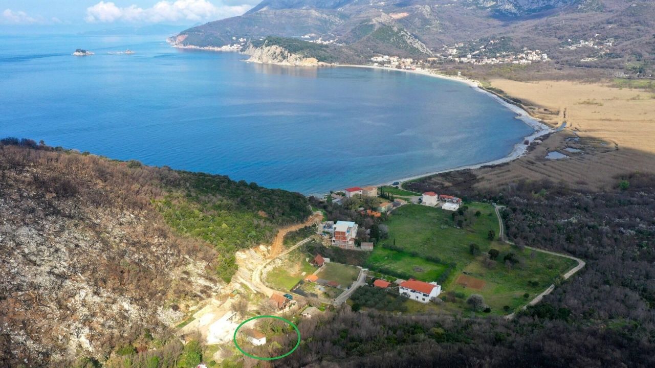 Дом в Булярице, Черногория, 37 м² - фото 1