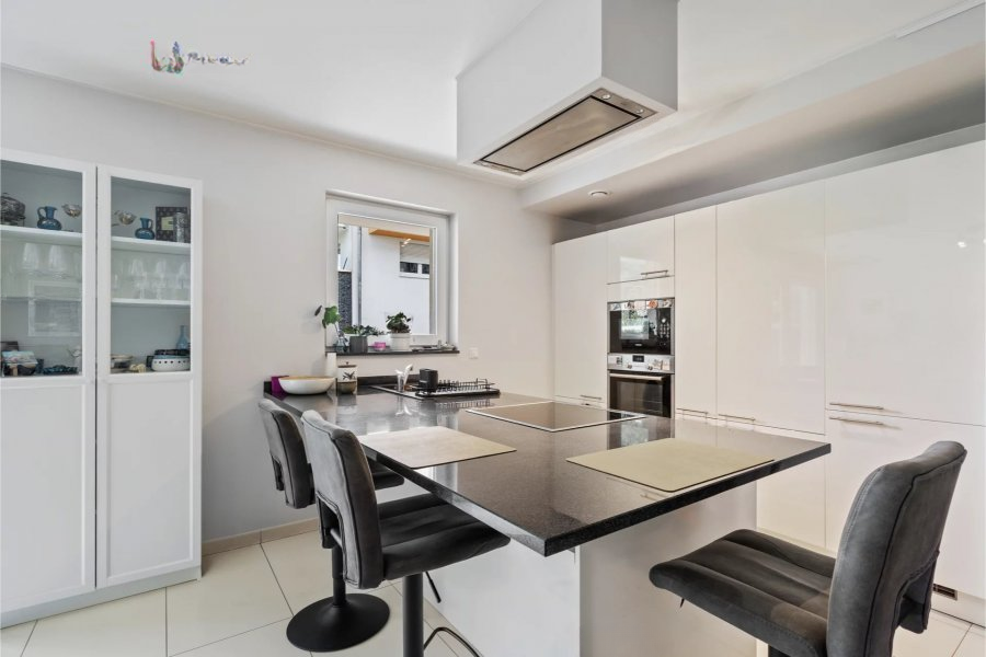 Квартира в Люксембурге, Люксембург, 92 м² - фото 1