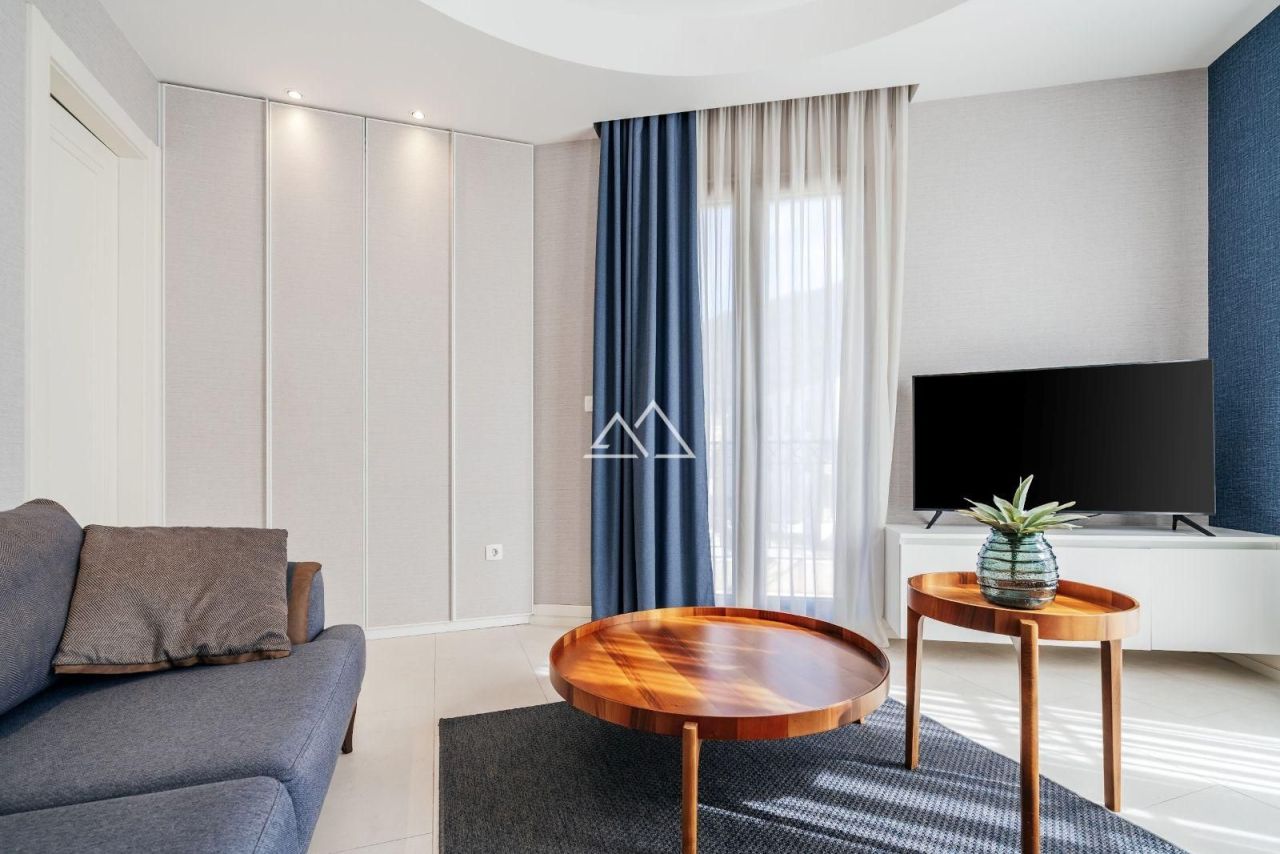 Апартаменты в Тивате, Черногория, 45 м² - фото 4