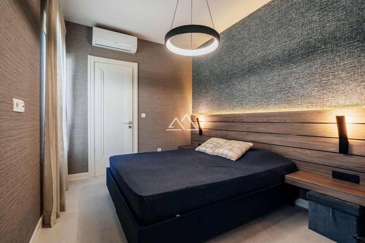 Апартаменты в Тивате, Черногория, 45 м² - фото 15