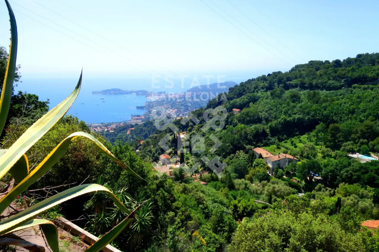 Земля на Коста-Брава, Испания - фото 1