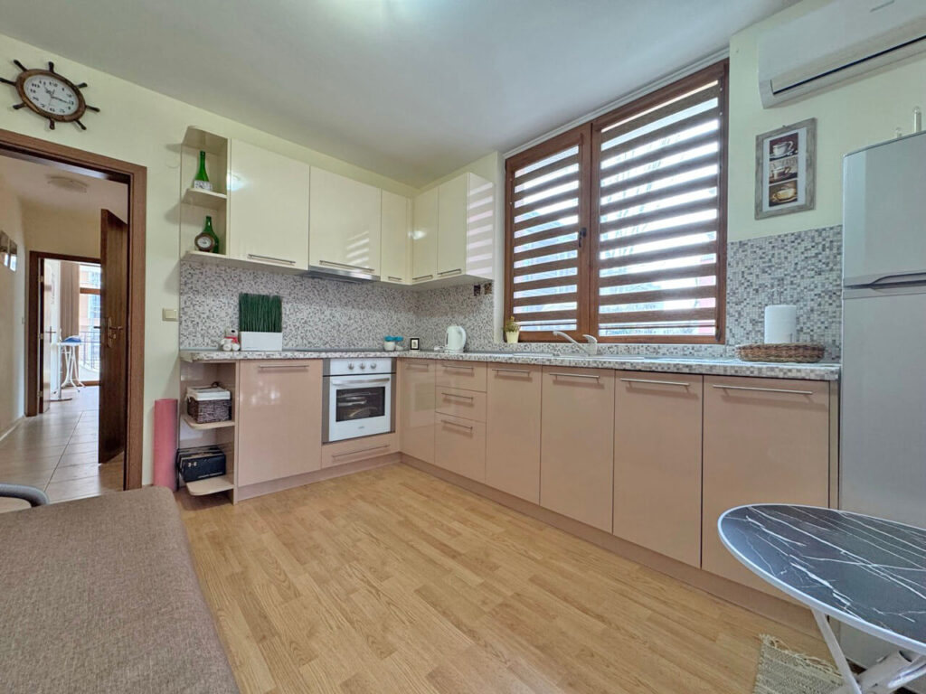 Квартира на Солнечном берегу, Болгария, 87 м² - фото 1