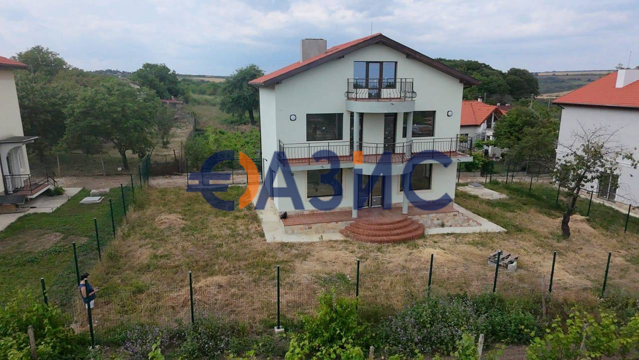 Дом в Равна-Горе, Болгария, 180 м² - фото 1