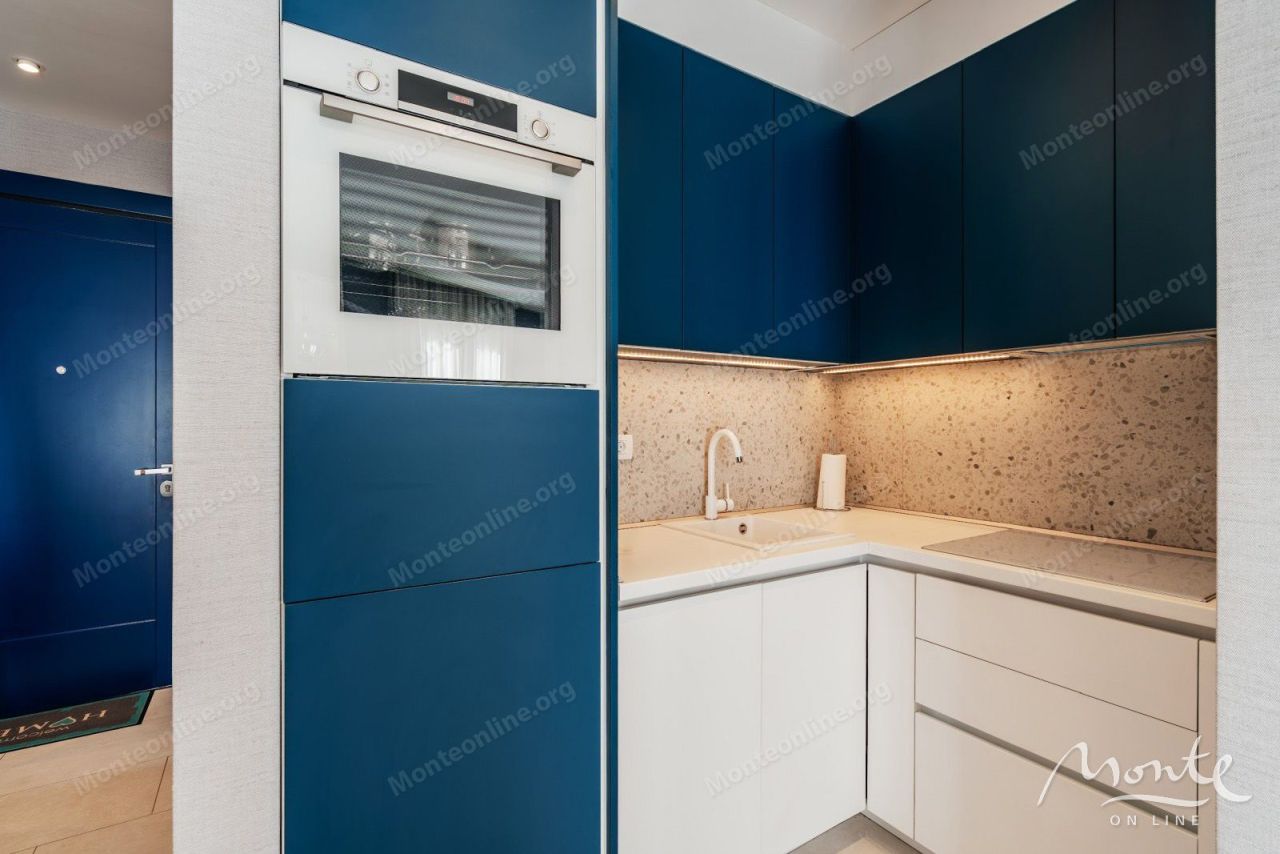 Апартаменты в Тивате, Черногория, 45 м² - фото 9