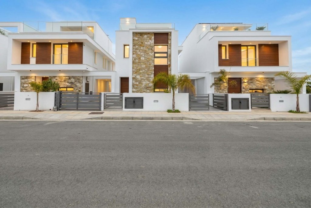 Квартира в Ларнаке, Кипр, 193.6 м² - фото 2