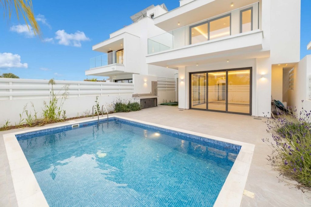 Квартира в Ларнаке, Кипр, 193.6 м² - фото 11