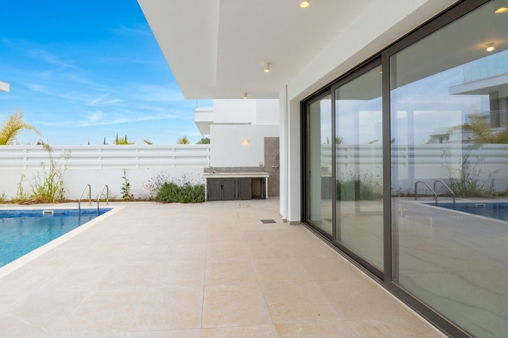 Квартира в Ларнаке, Кипр, 193.6 м² - фото 12