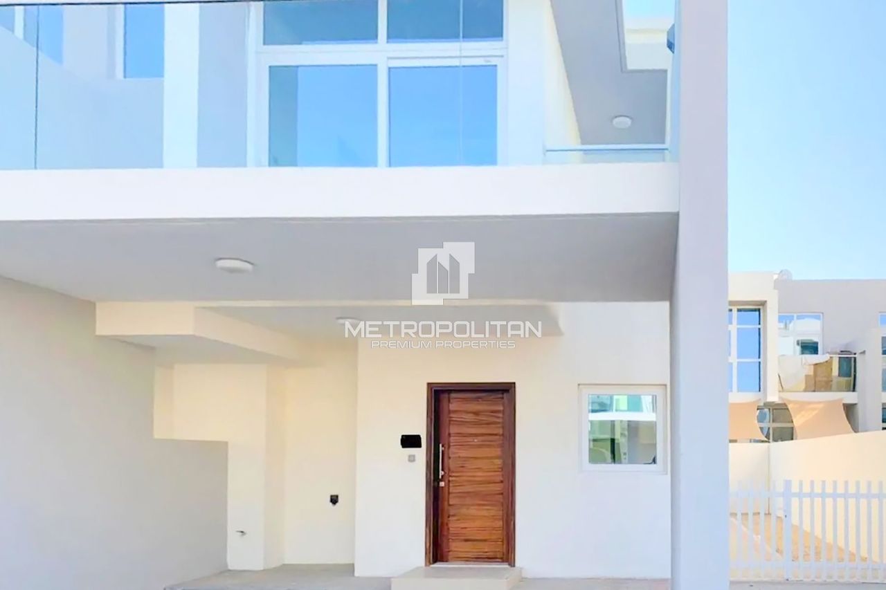 Таунхаус в Дубае, ОАЭ, 167 м² - фото 1