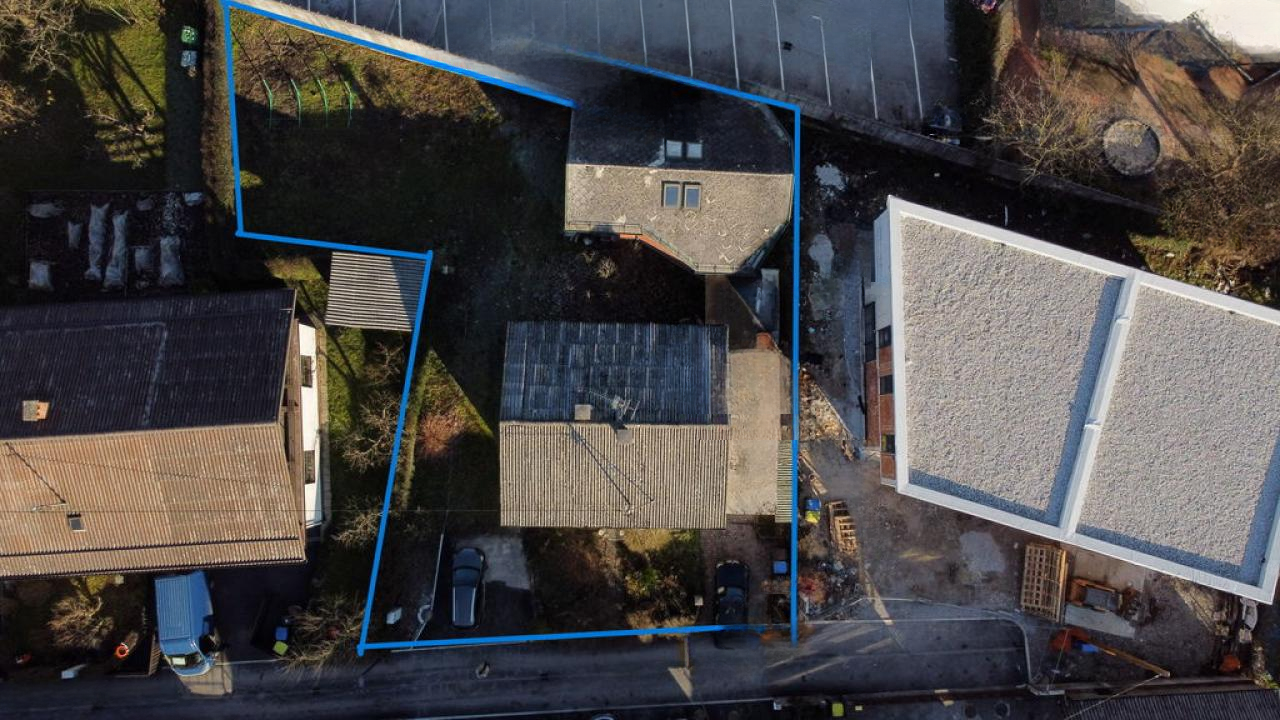 Земля в Любляне, Словения, 676 м² - фото 1