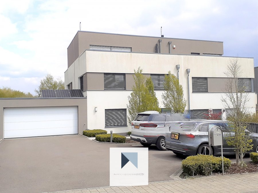 Квартира в Люксембурге, Люксембург, 220 м² - фото 1