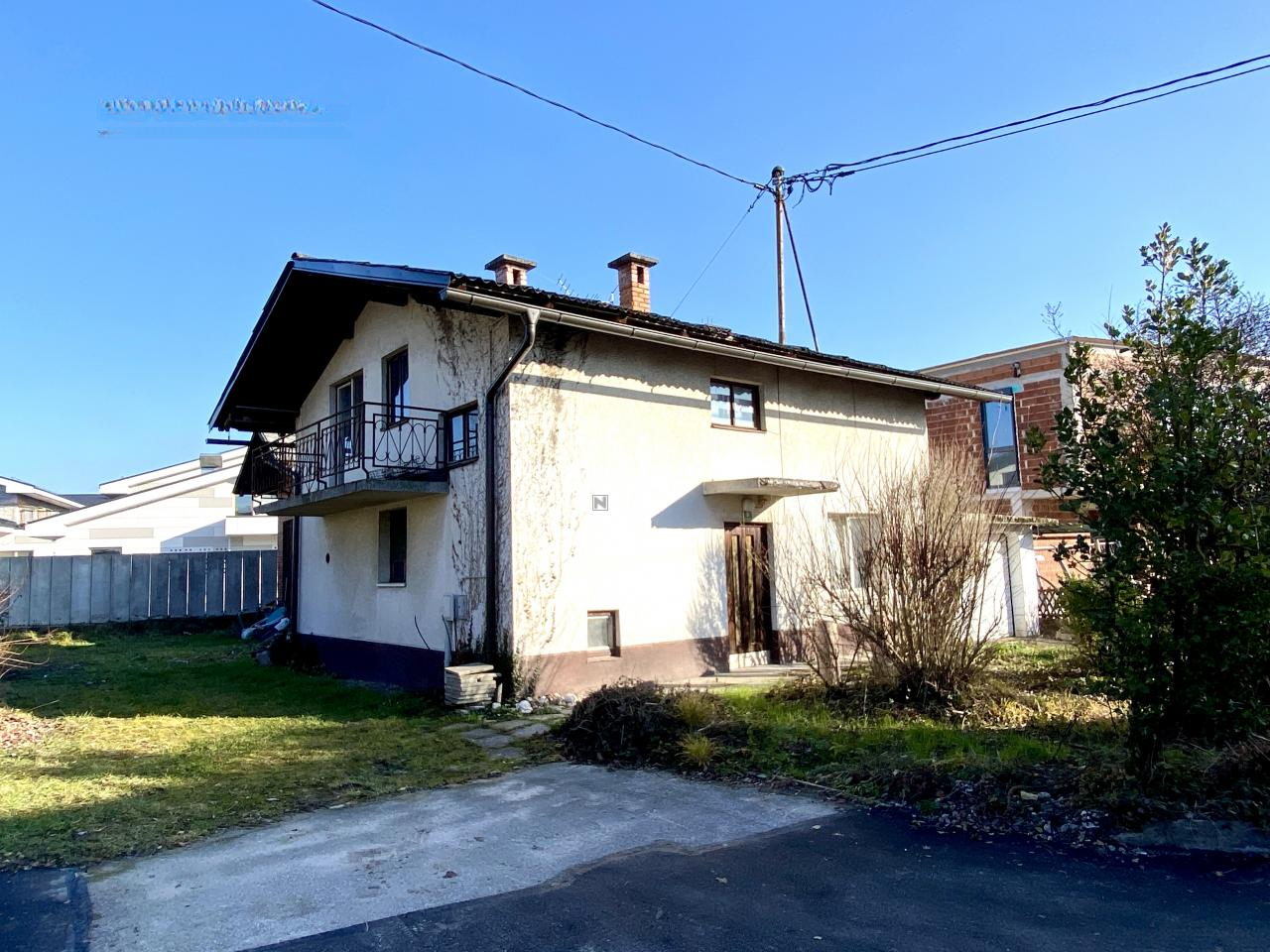 Земля в Любляне, Словения, 676 м² - фото 7