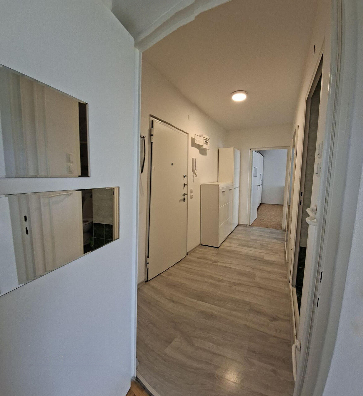 Квартира в Любляне, Словения, 65 м² - фото 11