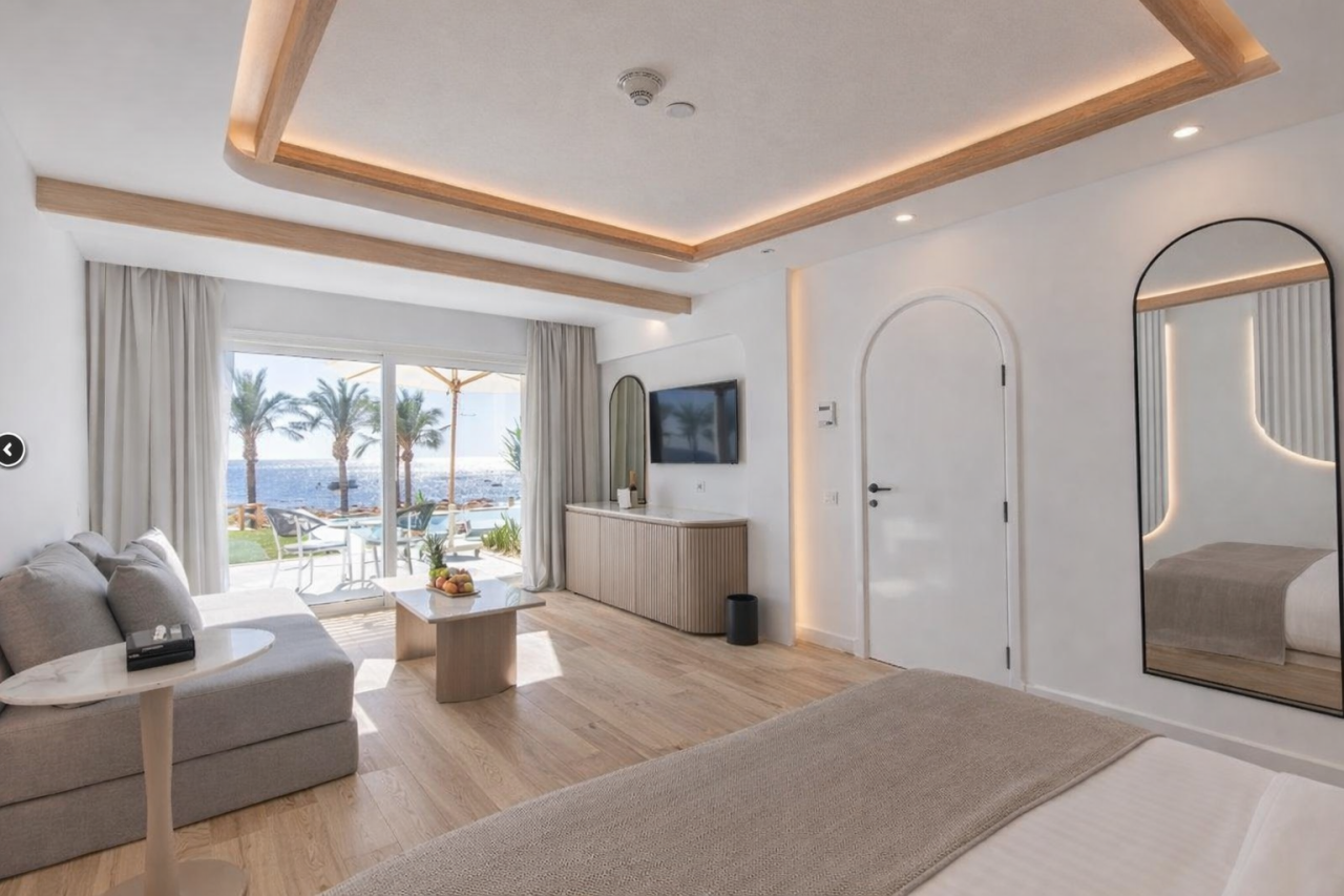 Коммерческая недвижимость на Коста-Дорада, Испания, 903 м² - фото 2