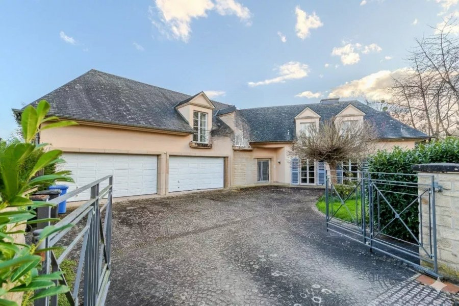 Квартира в Дикирхе, Люксембург, 760 м² - фото 1