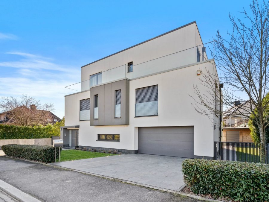 Квартира в Люксембурге, Люксембург, 332 м² - фото 1