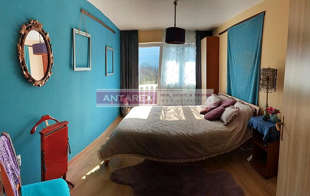 Апартаменты в Херцег-Нови, Черногория, 54 м² - фото 1