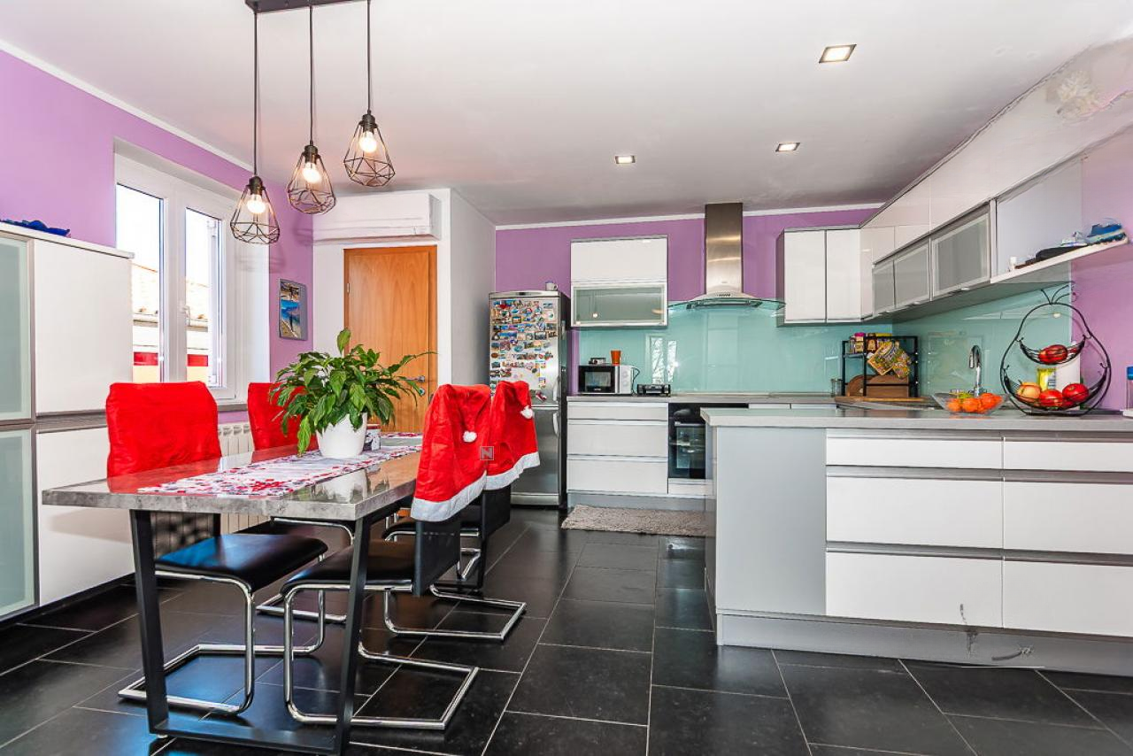 Квартира в Копере, Словения, 180 м² - фото 2