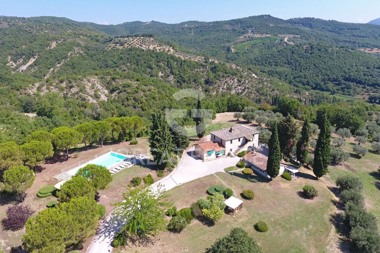 Дом в Корчано, Италия, 744.85 м² - фото 3