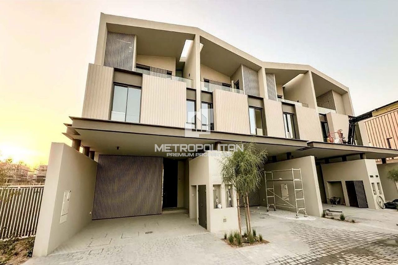 Вилла в Дубае, ОАЭ, 350 м² - фото 1