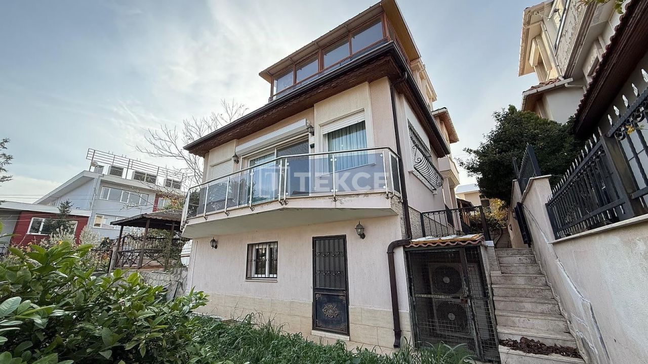 Вилла Гюзельбахче, Турция, 200 м² - фото 1