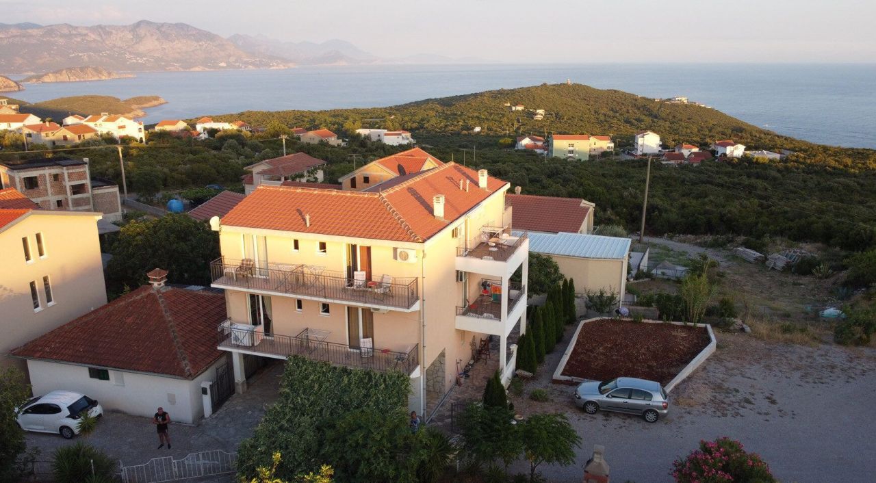 Отель, гостиница в Кримовице, Черногория, 318 м² - фото 2