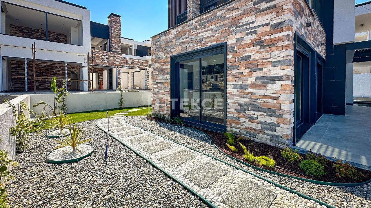 Вилла в Кушадасы, Турция, 445 м² - фото 14