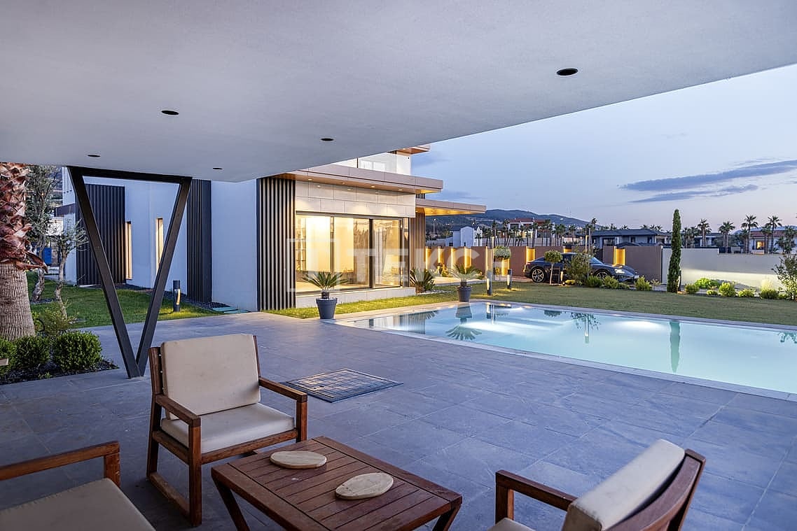 Вилла Гюзельбахче, Турция, 350 м² - фото 15