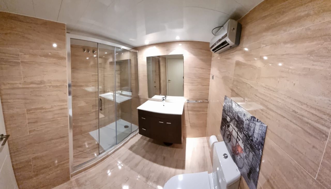 Квартира в Барселоне, Испания, 132 м² - фото 11