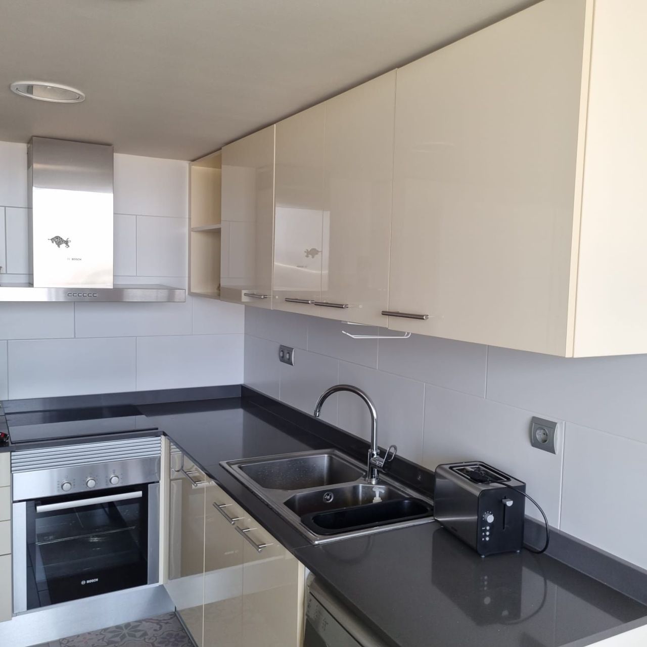 Квартира в Барселоне, Испания, 132 м² - фото 8