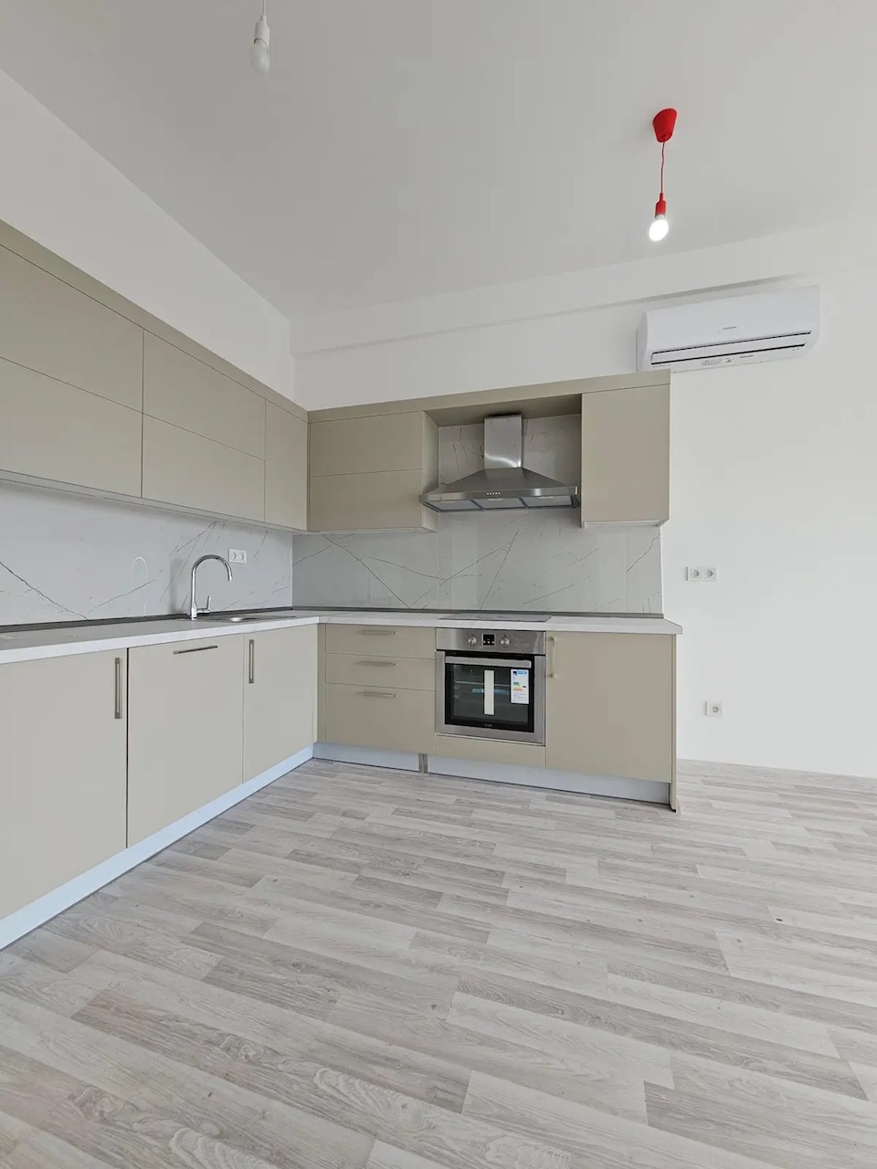 Квартира в Баре, Черногория, 74 м² - фото 9