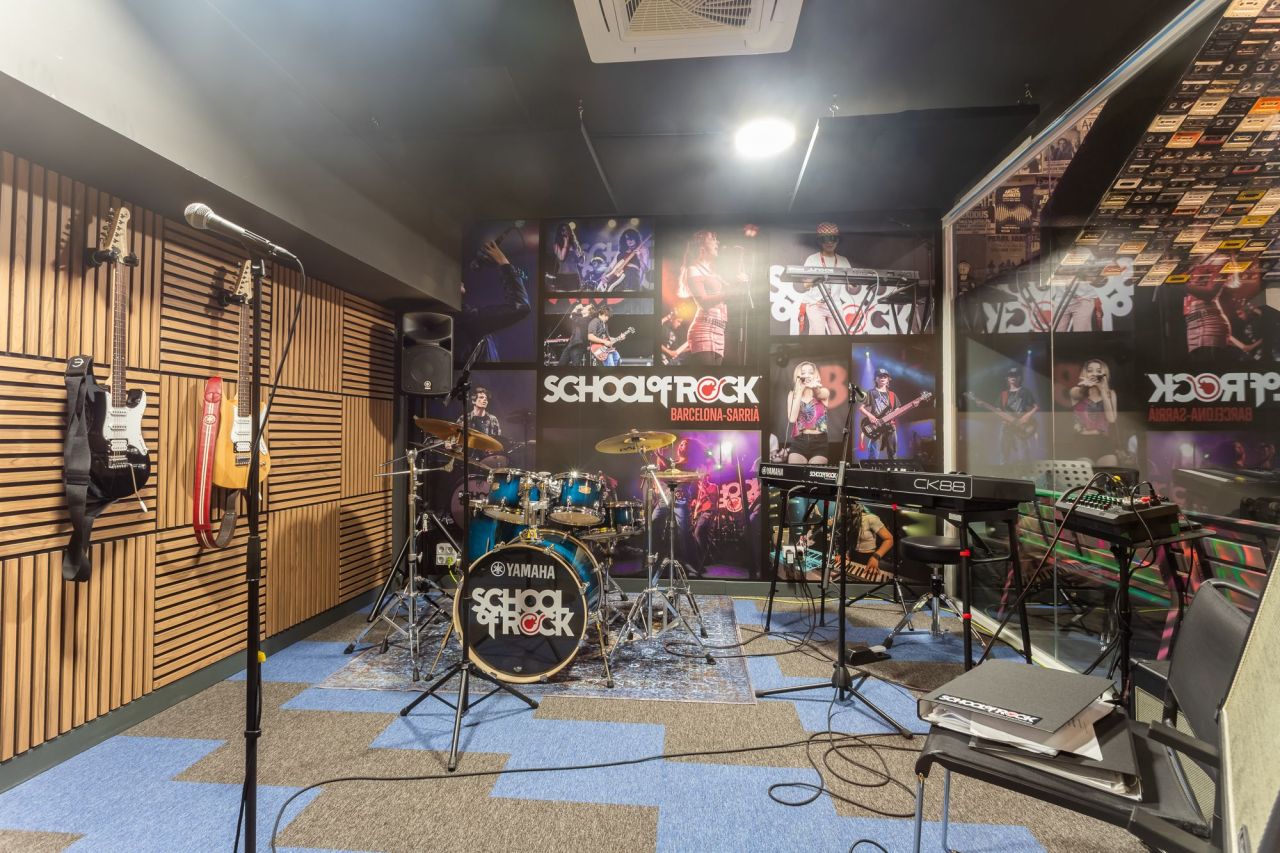 Коммерческая недвижимость в Барселоне, Испания, 545 м² - фото 6