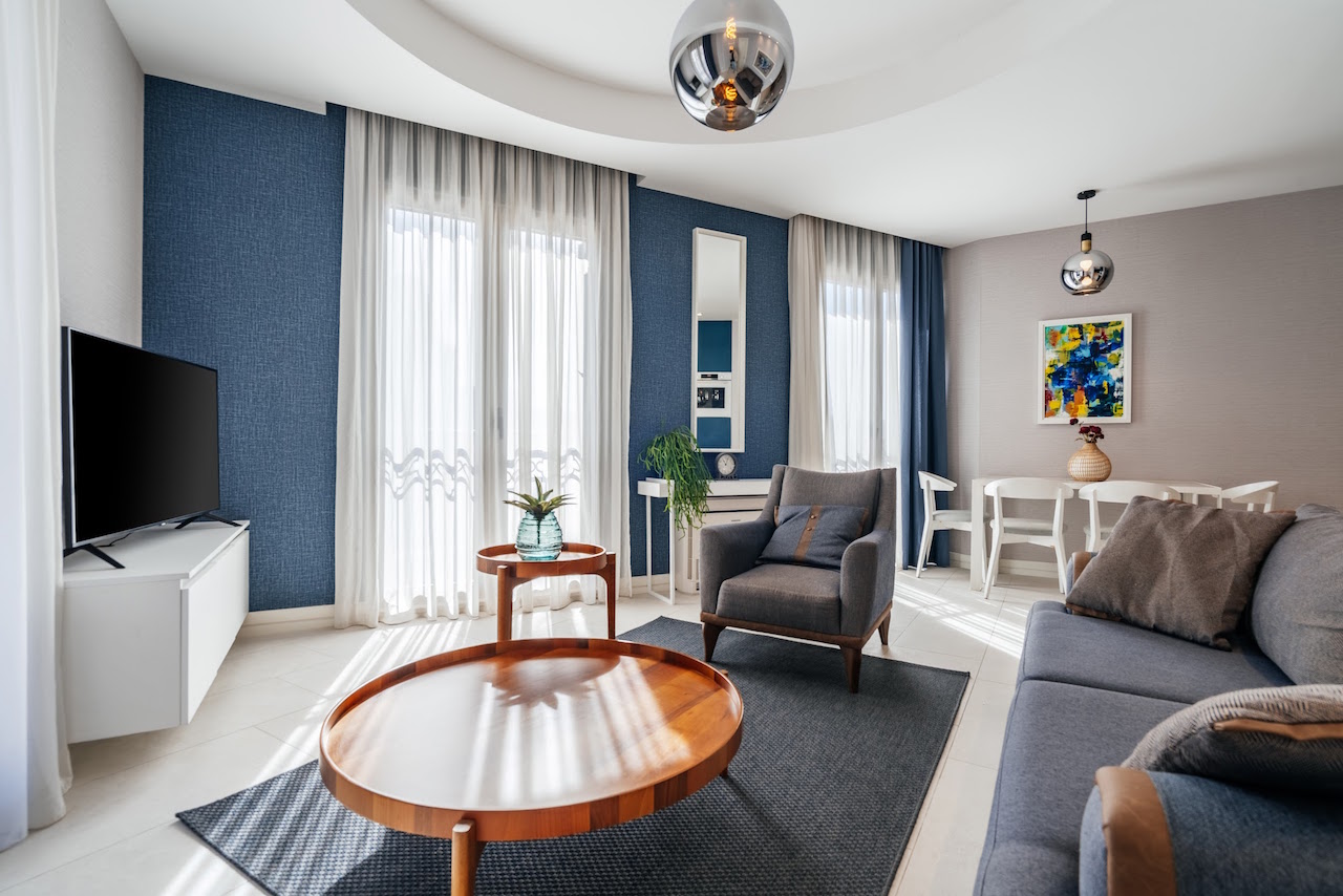 Квартира в Тивате, Черногория, 45 м² - фото 1