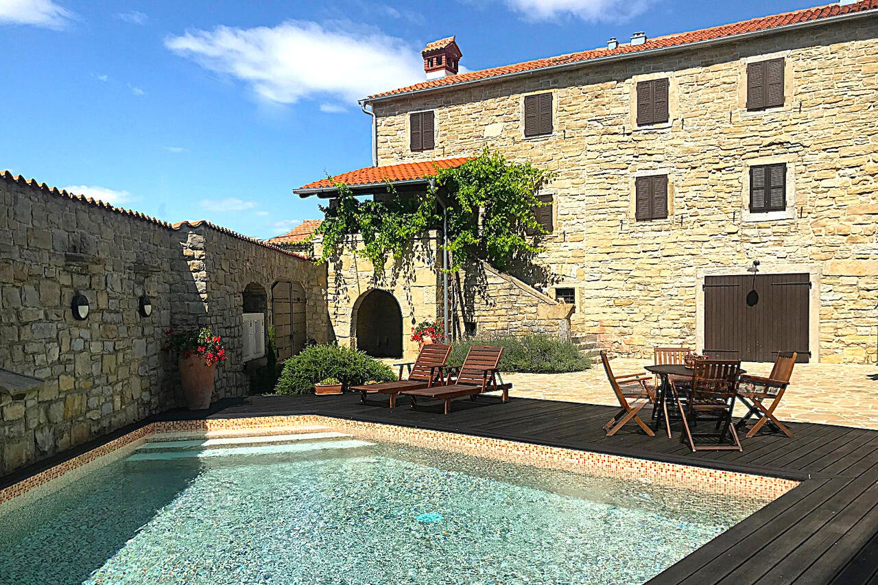 Дом в Копере, Словения, 471 м² - фото 1