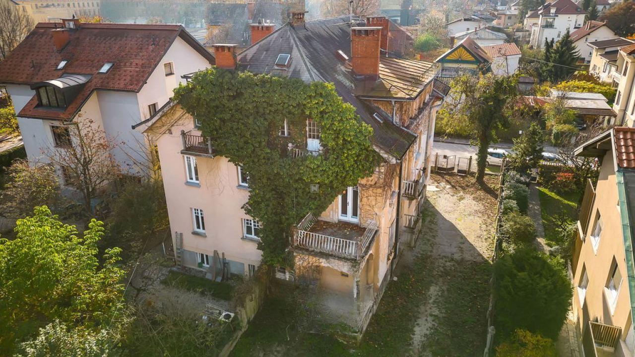 Дом в Любляне, Словения, 460 м² - фото 1
