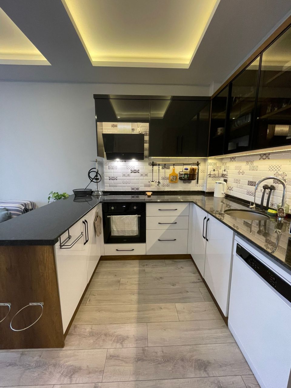 Квартира в Мерсине, Турция, 50 м² - фото 1