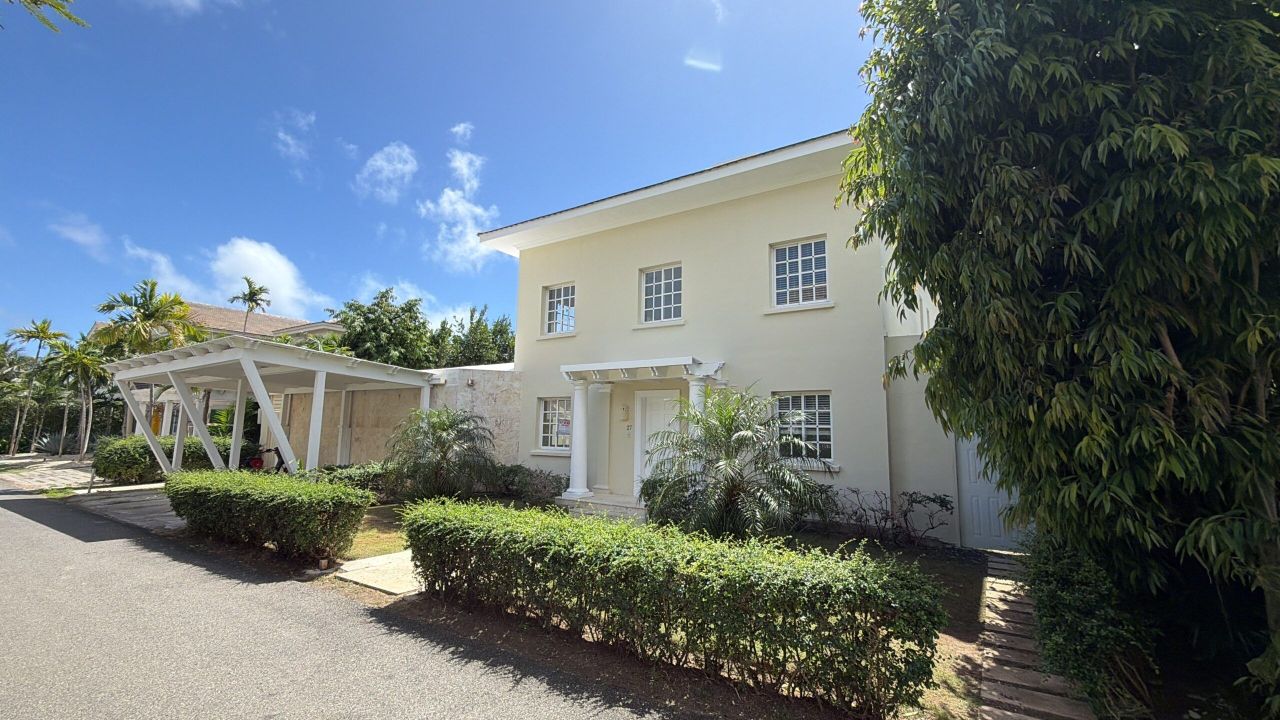 Вилла в Пунта Кана Вилладж, Доминиканская Республика, 330 м² - фото 1