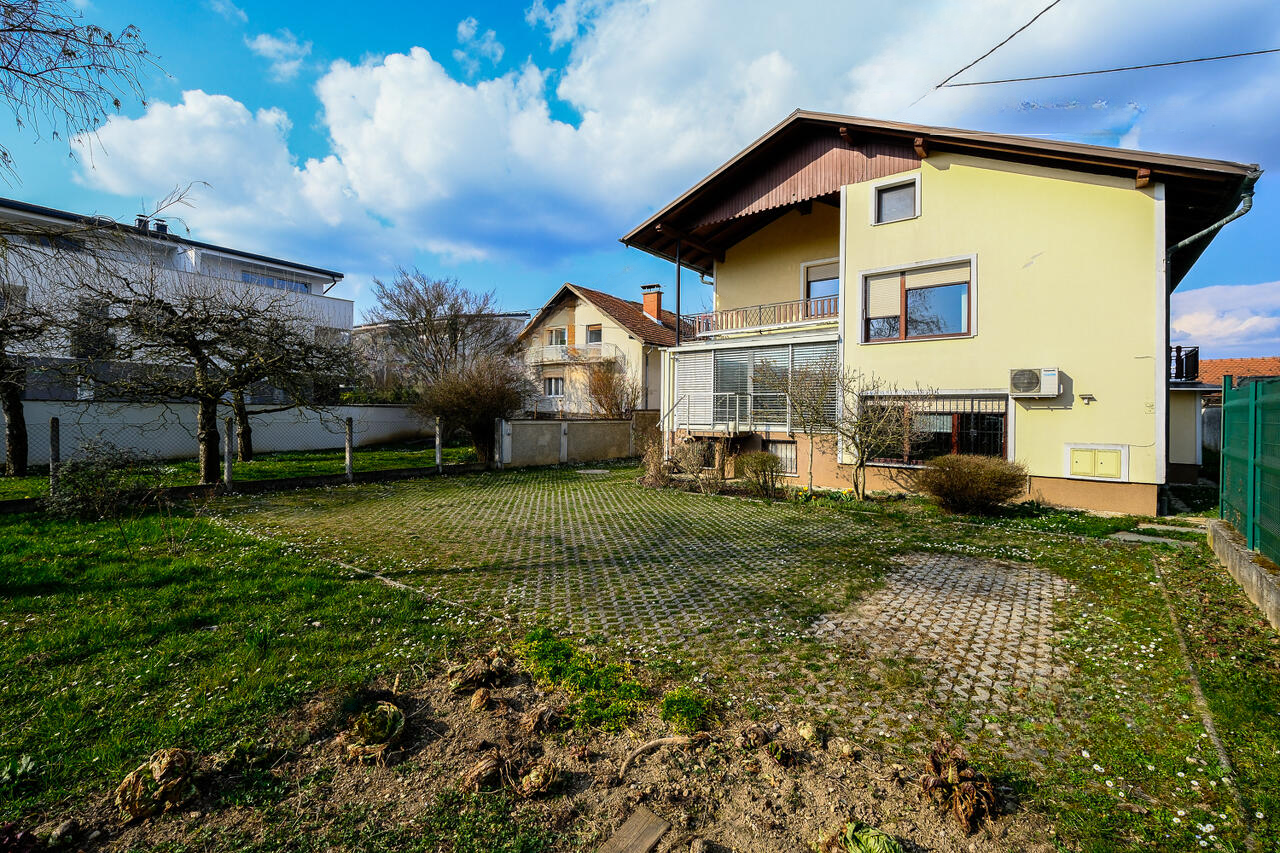 Дом в Любляне, Словения, 312 м² - фото 1