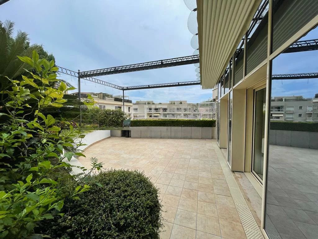 Квартира в Сен-Романе, Монако, 291 м² - фото 1