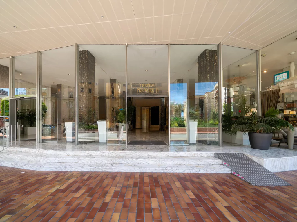 Квартира в Сен-Романе, Монако, 118 м² - фото 1