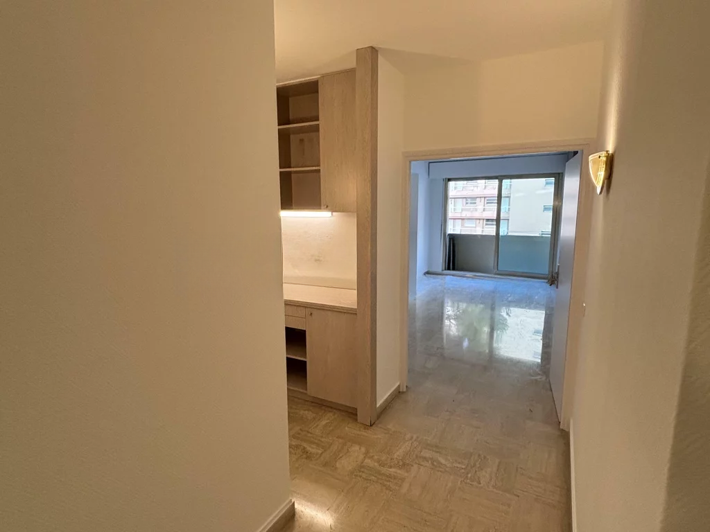 Квартира в Сен-Романе, Монако, 80 м² - фото 1