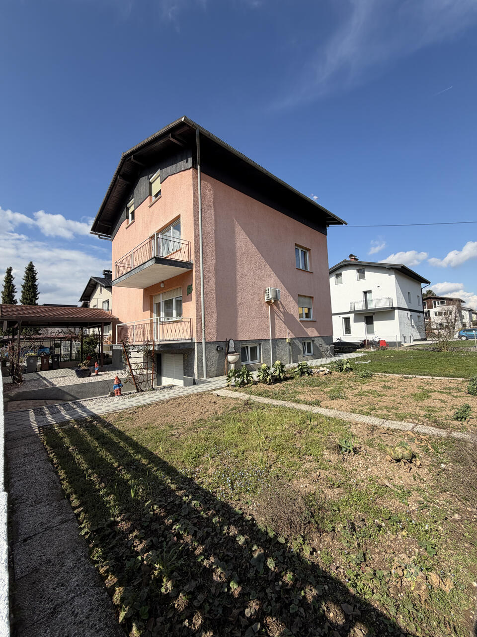 Дом в Любляне, Словения, 300 м² - фото 1