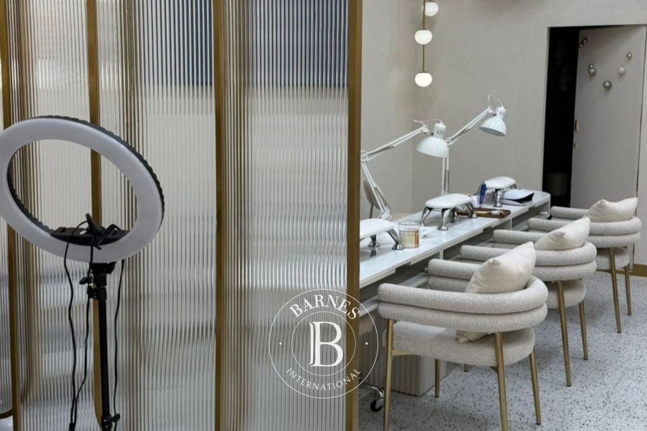 Магазин в Дубае, ОАЭ, 91.6 м² - фото 3